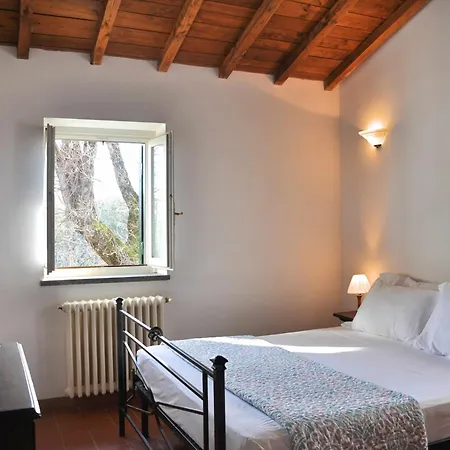 Montecasciano - Rosa Capranica